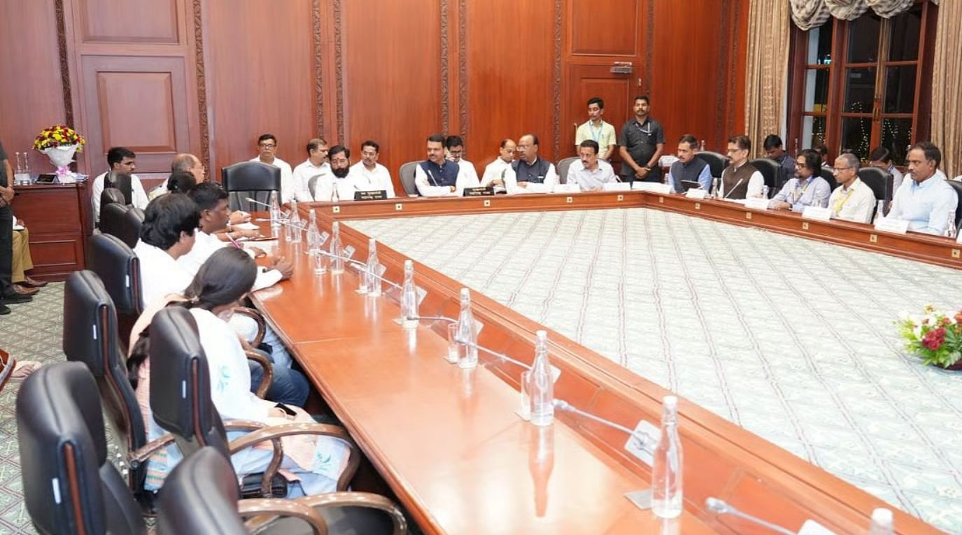 Maharashtra CM Devendra Fadnavis Directs Action on Tribal Education, Land Rights and Water Supply